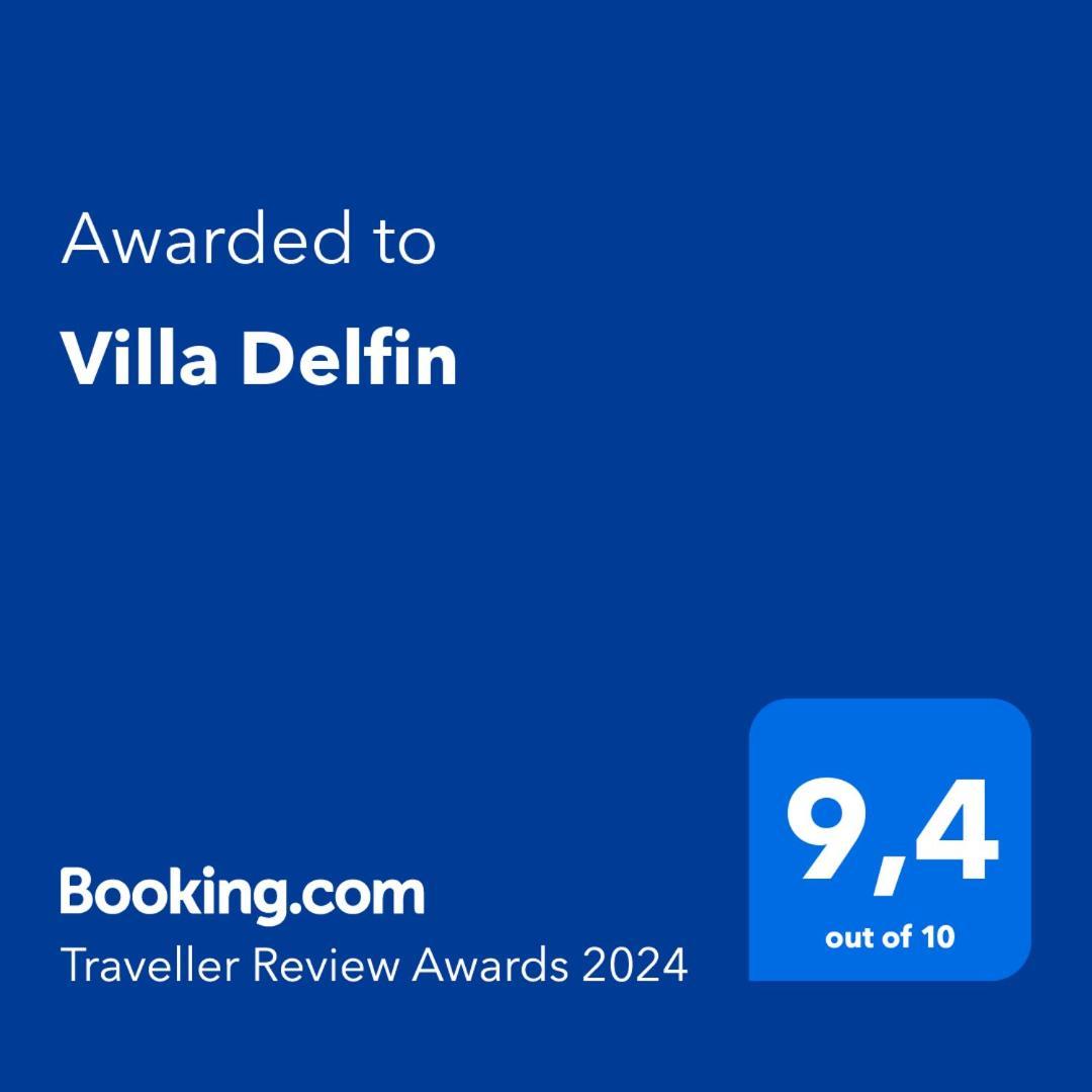 Villa Delfin Sutivan ภายนอก รูปภาพ