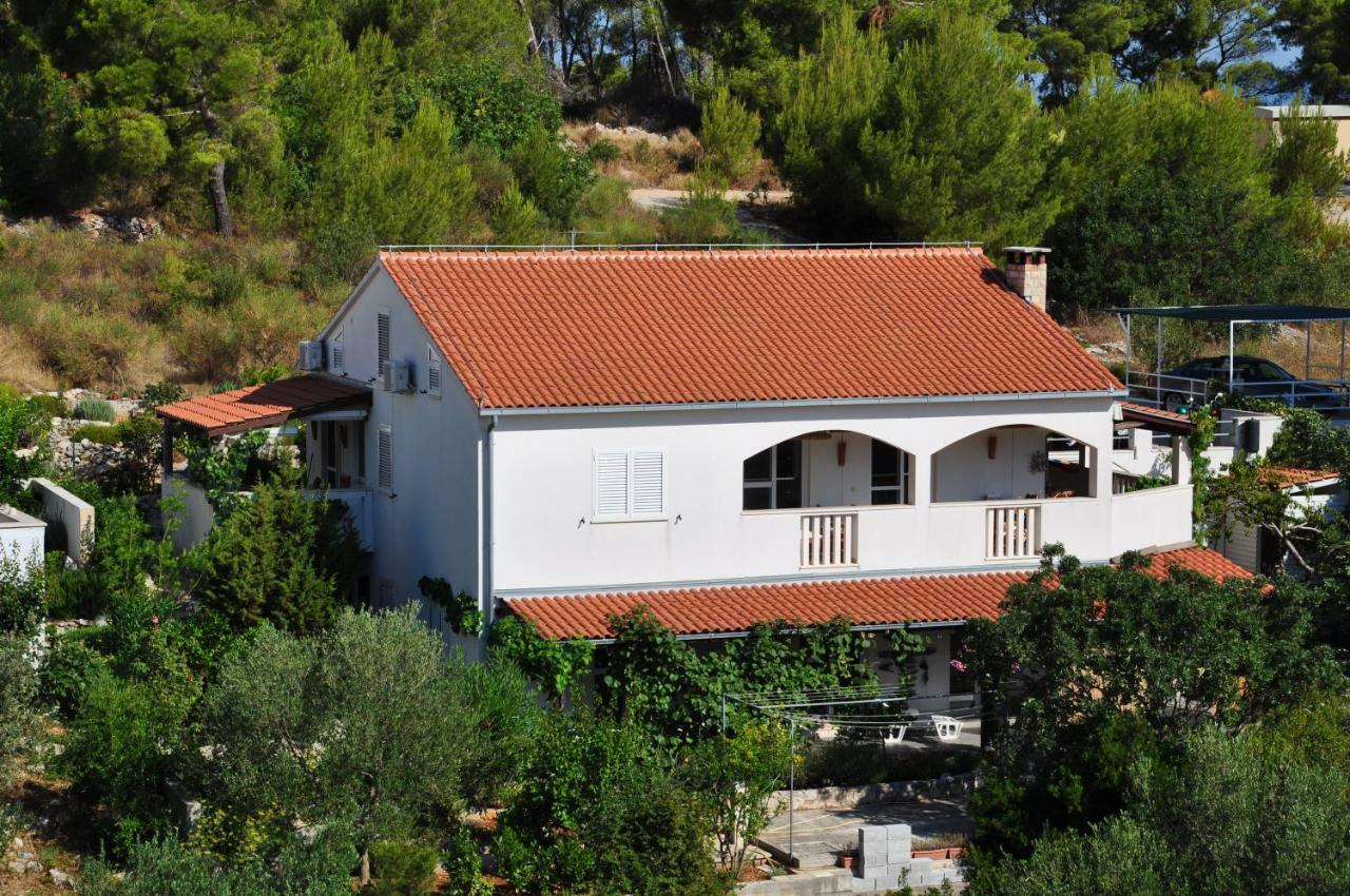 Villa Delfin Sutivan ภายนอก รูปภาพ